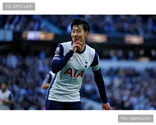 孙兴慜展现领袖风范，率热刺取胜表现抢眼