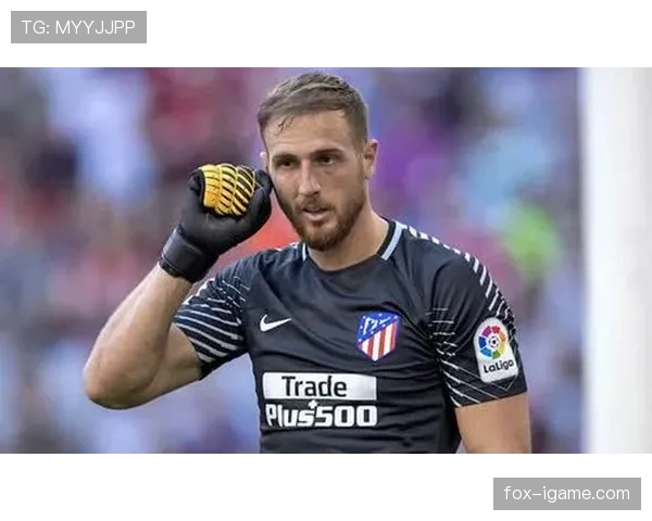 奥布拉克强势回归，再度荣膺世界最佳门将