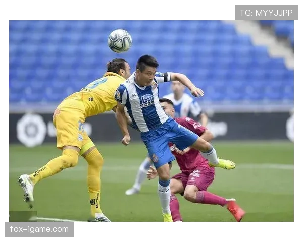 特奥现代边卫战术素养亮眼，助球队取胜引关注