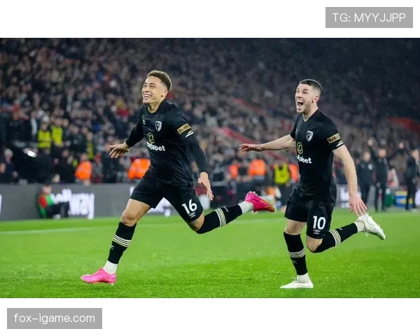 南安普顿防线频频失守，保级形势愈发严峻