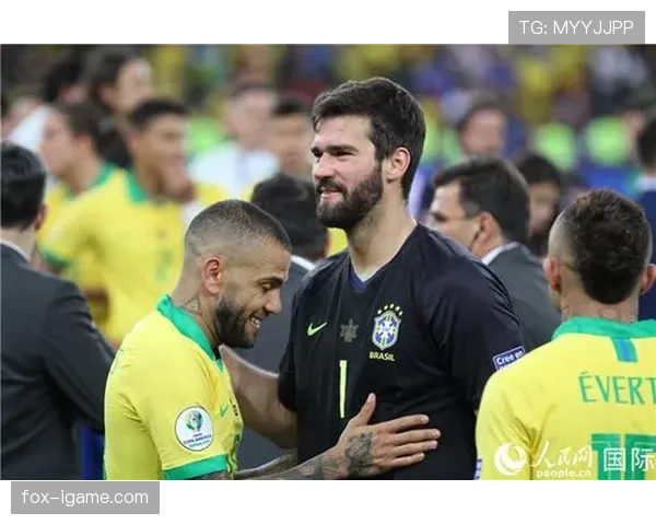 美洲杯决赛门票抢购一空，球迷热盼巅峰对决再现精彩