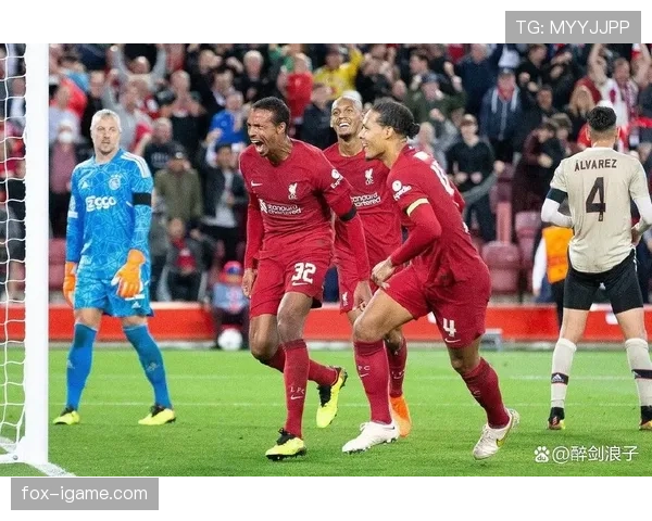 阿贾克斯重回巅峰，攻防平衡助力球队持续提升竞争力
